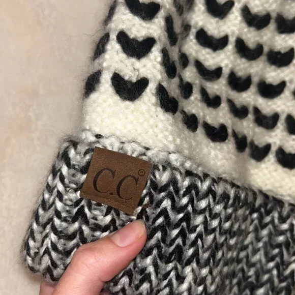 Fuzzy Lined Heart Knit Fur Pom CC Beanie - Picture 3 of 3